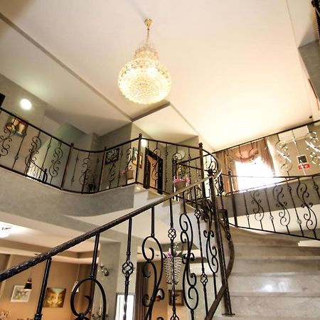 Hotel Salmer Tbilisi Ngoại thất bức ảnh