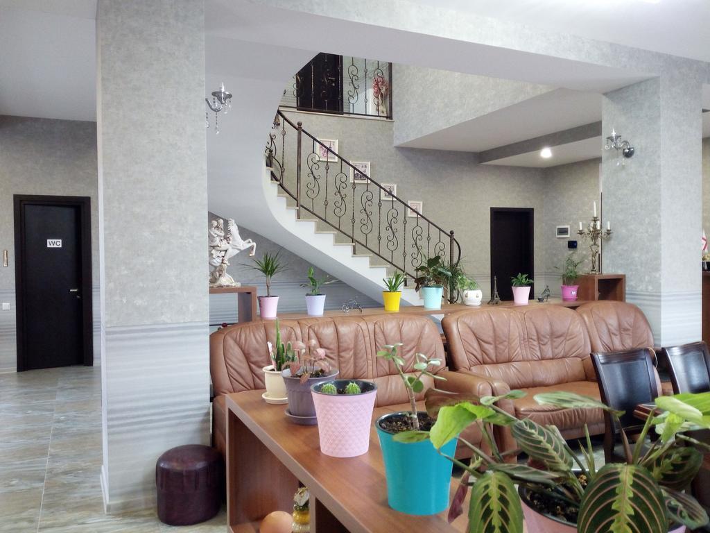 Hotel Salmer Tbilisi Ngoại thất bức ảnh