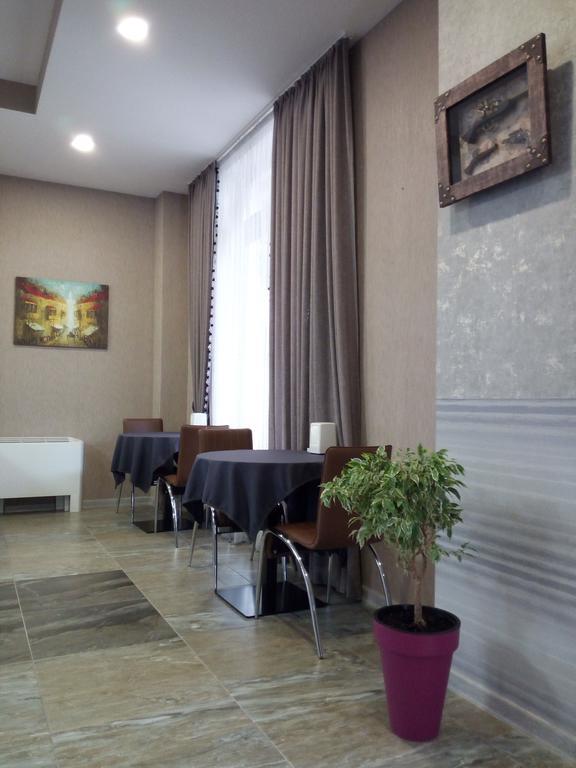 Hotel Salmer Tbilisi Ngoại thất bức ảnh