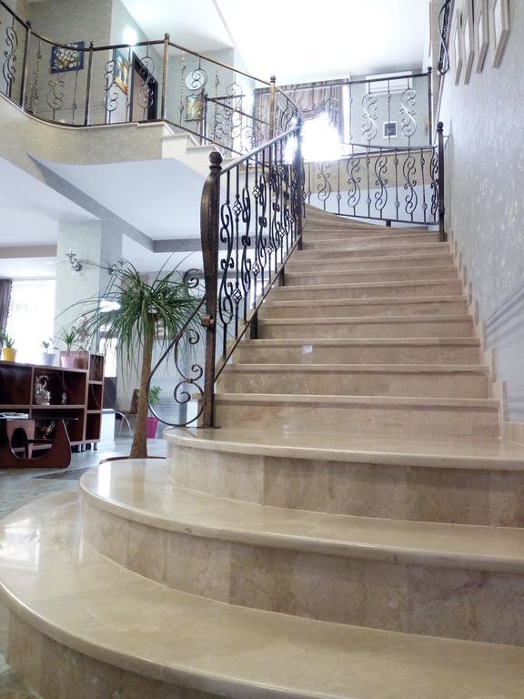 Hotel Salmer Tbilisi Ngoại thất bức ảnh