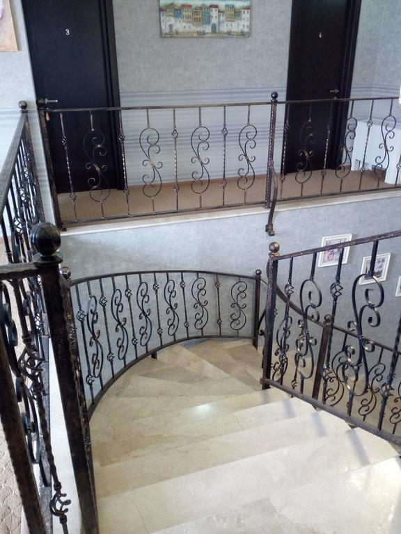 Hotel Salmer Tbilisi Ngoại thất bức ảnh
