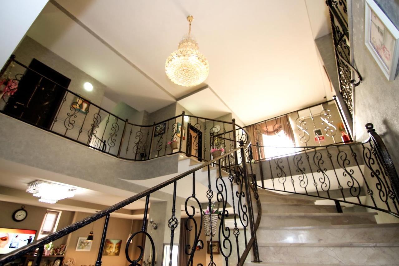 Hotel Salmer Tbilisi Ngoại thất bức ảnh