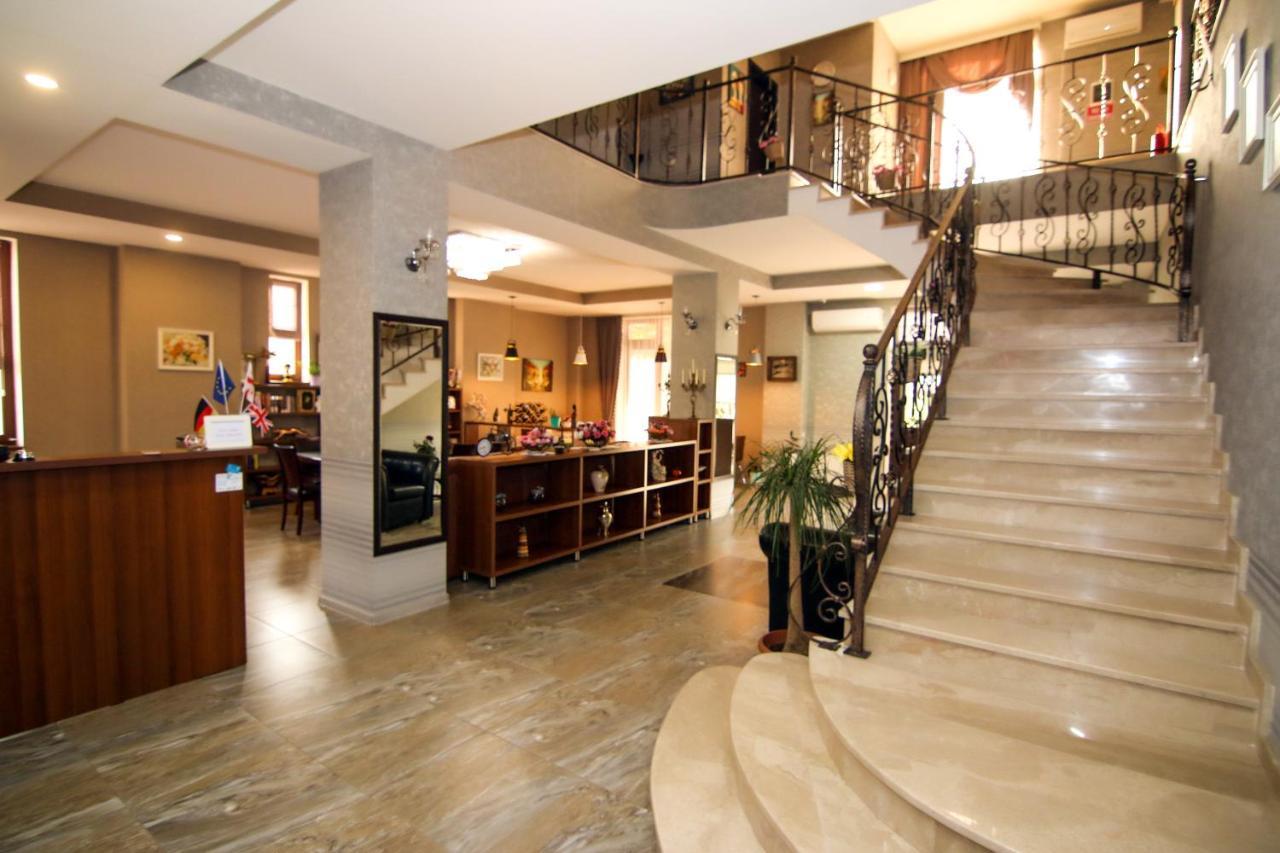 Hotel Salmer Tbilisi Ngoại thất bức ảnh