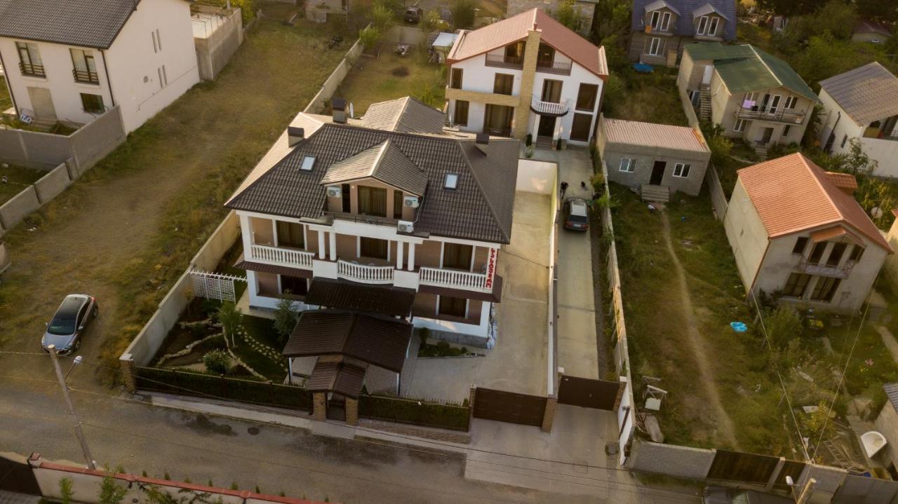 Hotel Salmer Tbilisi Ngoại thất bức ảnh